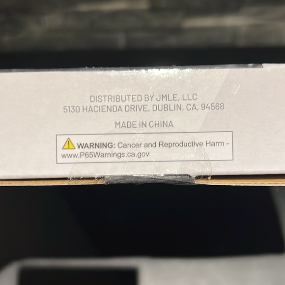 Insulated Vehicle Trash Bin - Picture 6 of 7